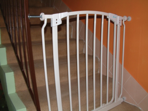 Dreambaby banister gate store adaptors